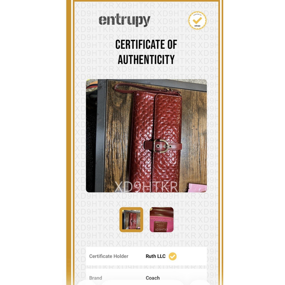 Coach Soho Patent Leather Buckle Slim Envelope Clutch/ Wristlet - Picture 16 of 16